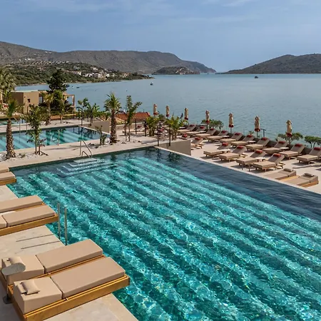 Infinity Exclusive & - Adults Only 5*